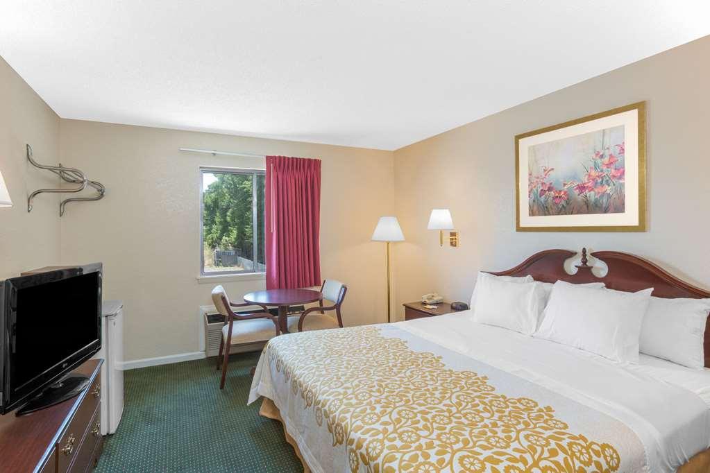 Econo Lodge Cherry Point Havelock Quarto foto